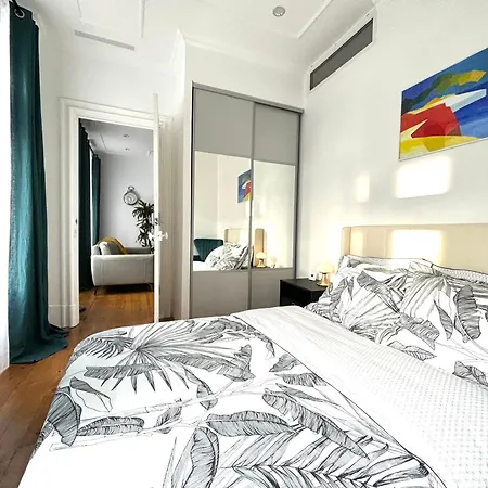 Coeur Capitole 122m2- Clim - Parking - Ascenseur- Metro Appartement